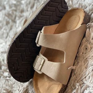 Arizona Jean Co. Sandals